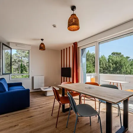 For 5 With A Forest View Apartahotel