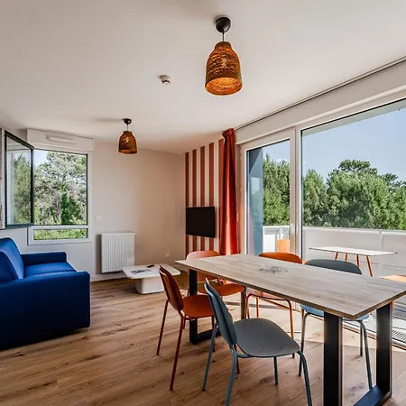 For 5 With A Forest View 3*
